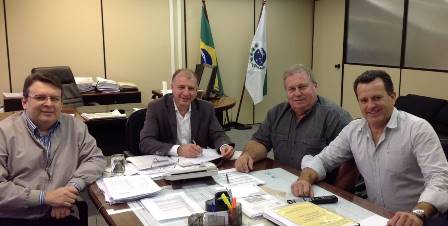 Município de Contenda Recebe Autorização para Licitar R$2 Milhões em Asfalto