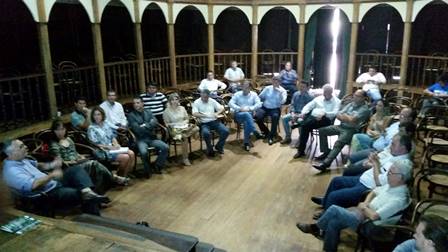 MUNICÍPIOS DA REGIÃO METROPOLITANA CONSTITUEM O PACTO METROPOLITANO