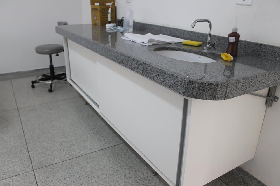 UBS Loteamento Jardim Planalto conta com móveis sob medida.