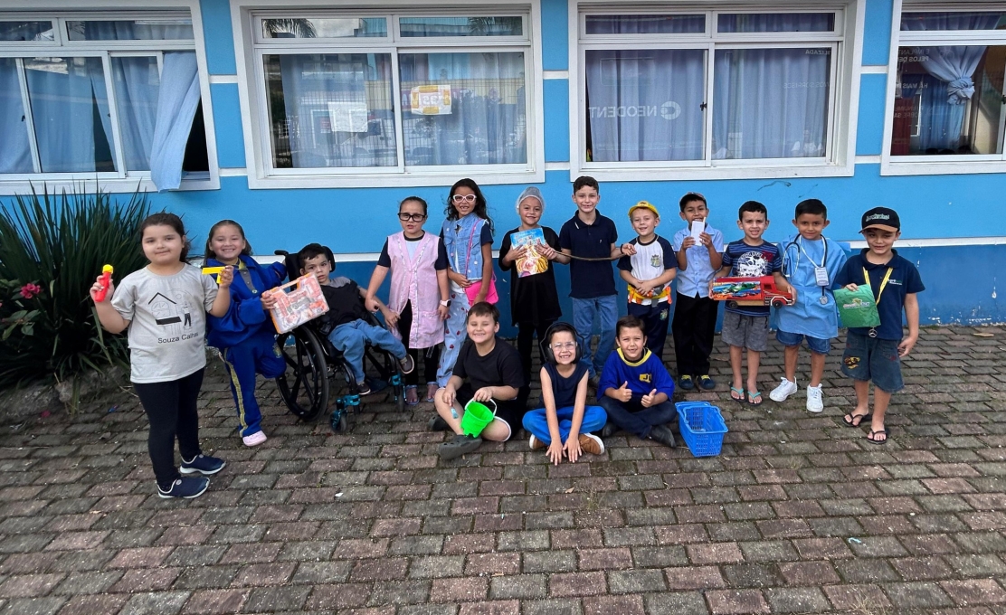 Escola João Franco fez Feirinha de Profissões