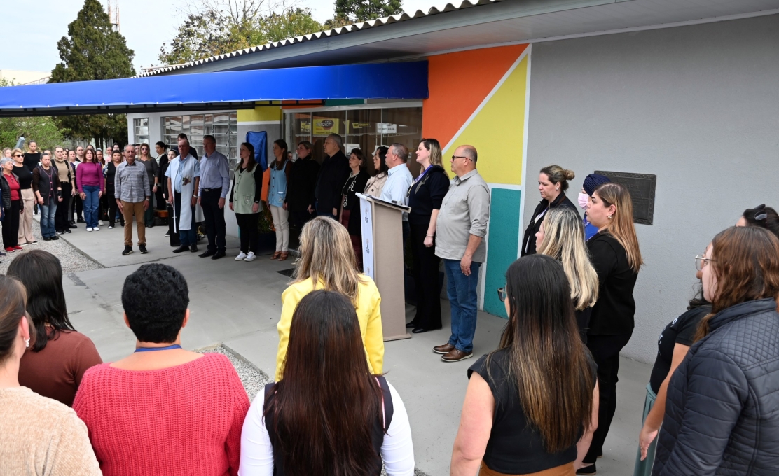 Contenda reinaugura o CMEI Nhana Maria