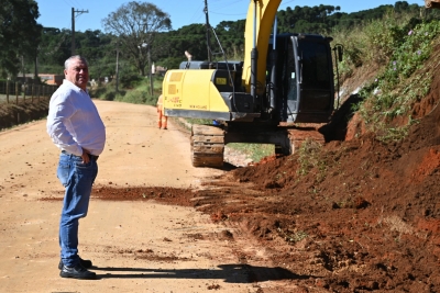 Começam as obras de pavimentação de mais de 1km da estrada São João
