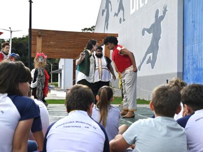 APRESENTAÇÃO TEATRO 5