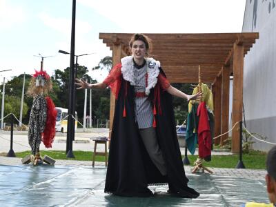 APRESENTAÇÃO TEATRO 6