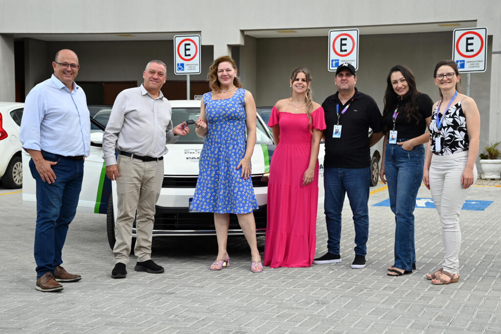 Agência do Trabalhador recebe novo veículo 