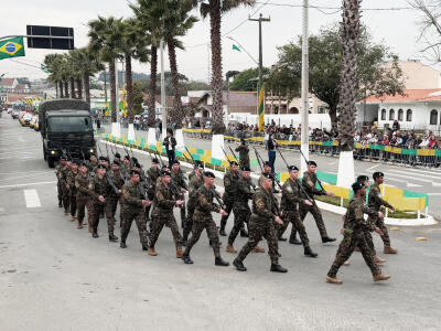 DESFILE CONTENDA 2