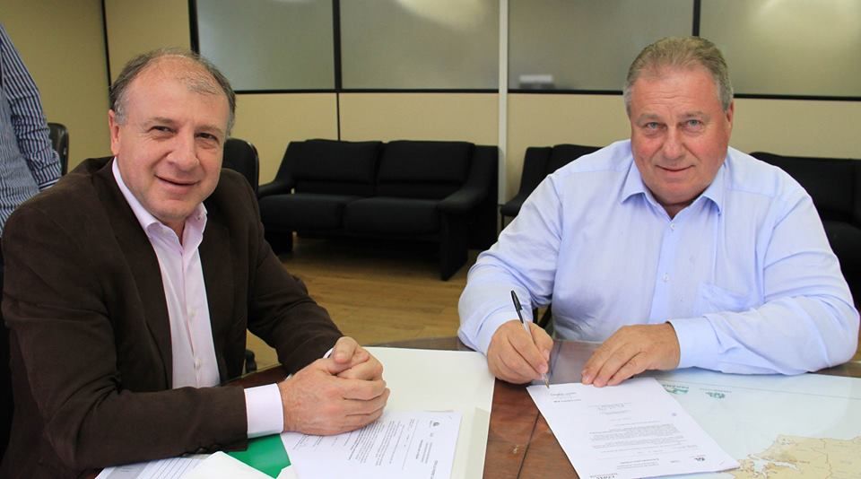 Prefeito capta mais recursos para pavimentação urbana