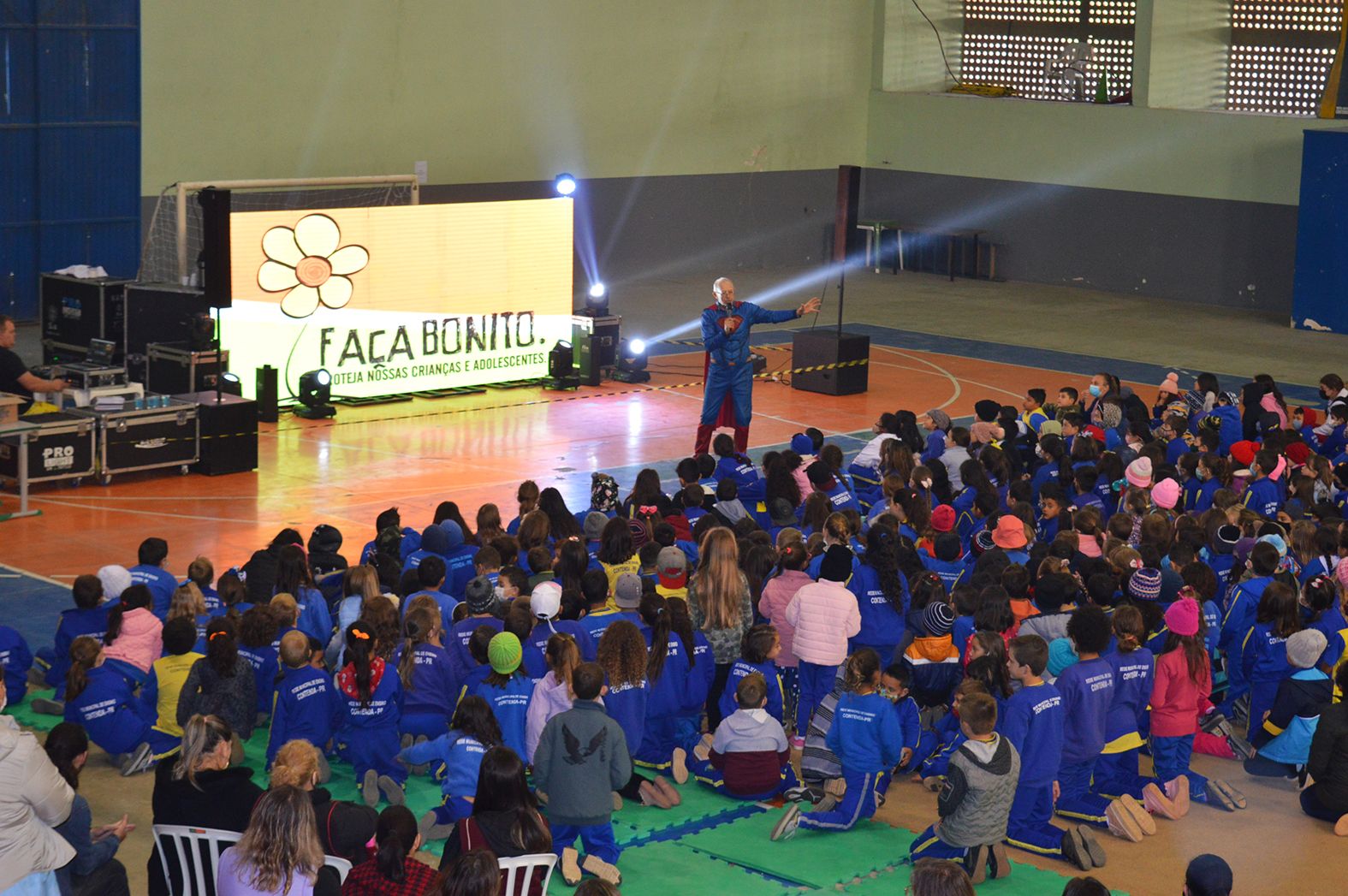 Contenda realiza ações contra o abuso de crianças e adolescentes