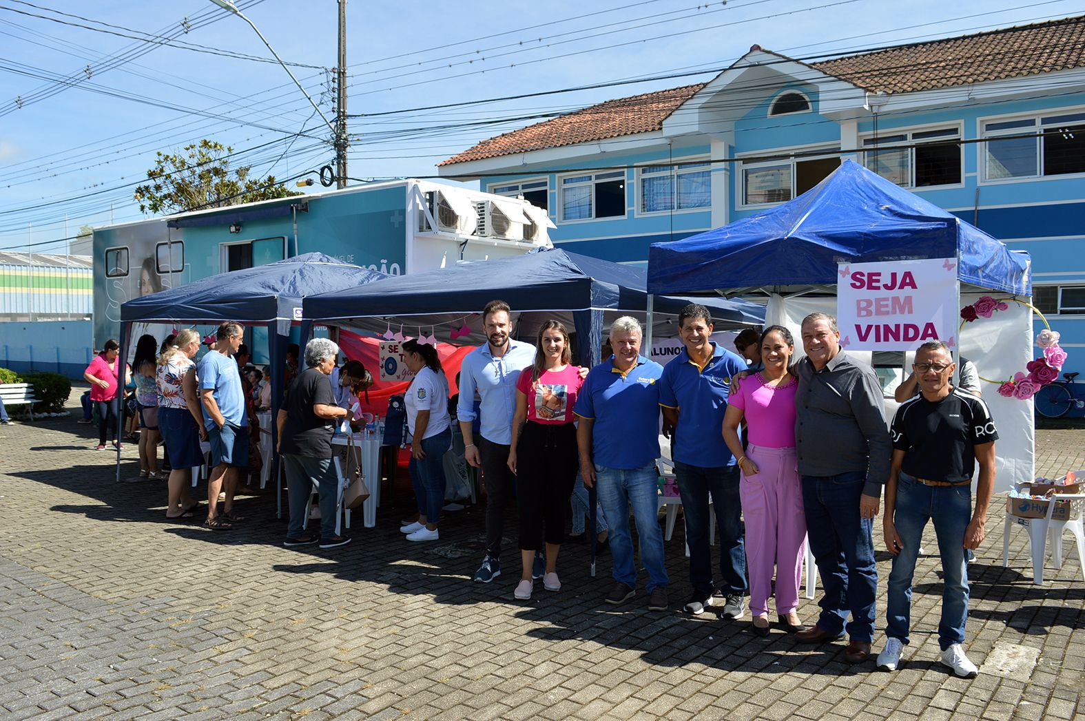 Caminhão de prevenção ao câncer realizou atendimentos em Contenda