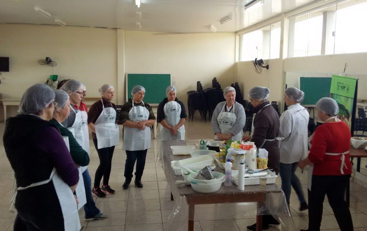 Contenda abre inscrições de cursos no Centro de Geração de Renda