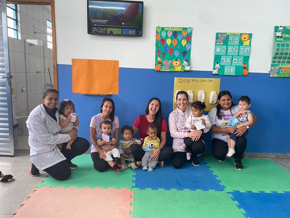 Contenda entrega kits de saúde bucal