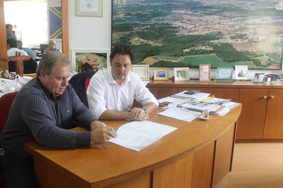 Ratinho Junior em Contenda