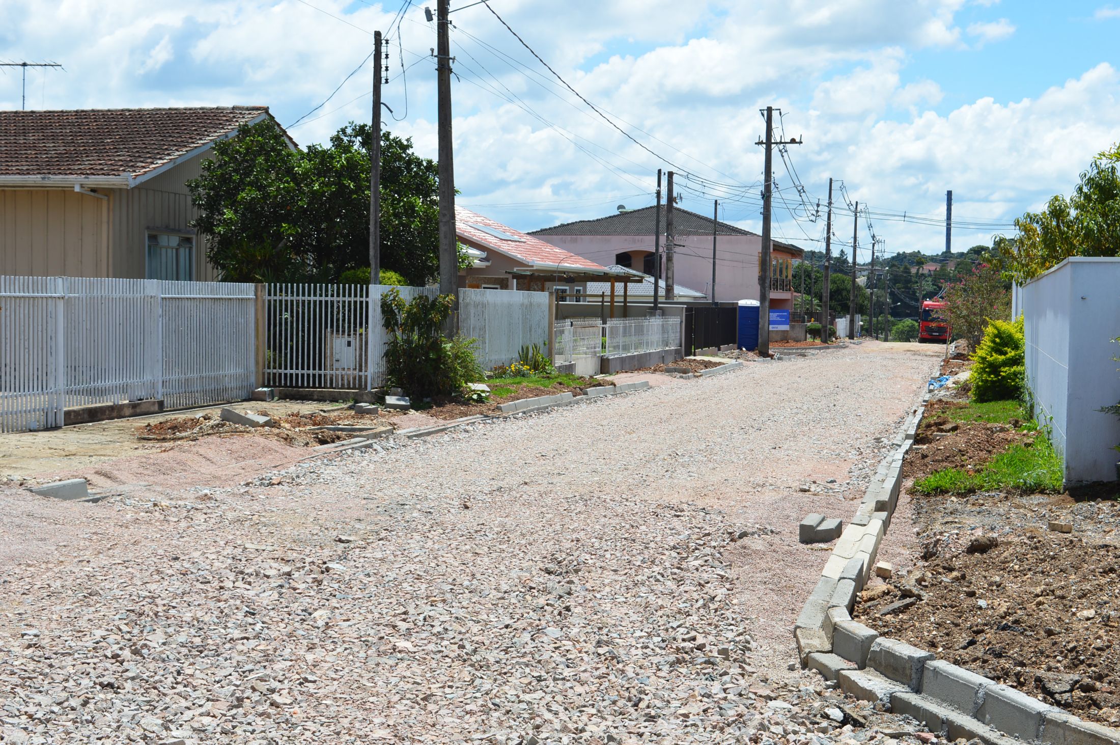 Avançam as obras de pavimentação no Jardim Elizabete