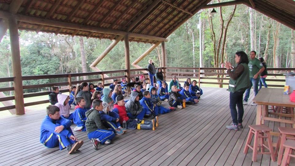 Alunos de Contenda visitam a Mata do Uru