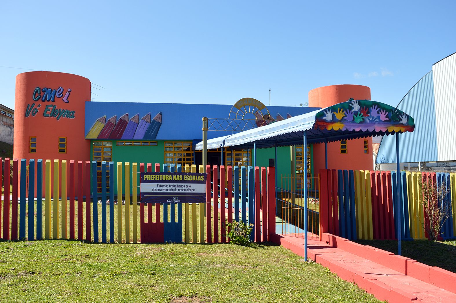 Prefeitura revitaliza o CMEI Vó Eloyna