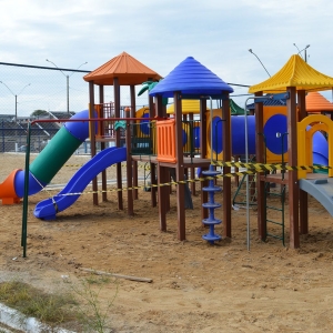 playgrounds-escolas-6