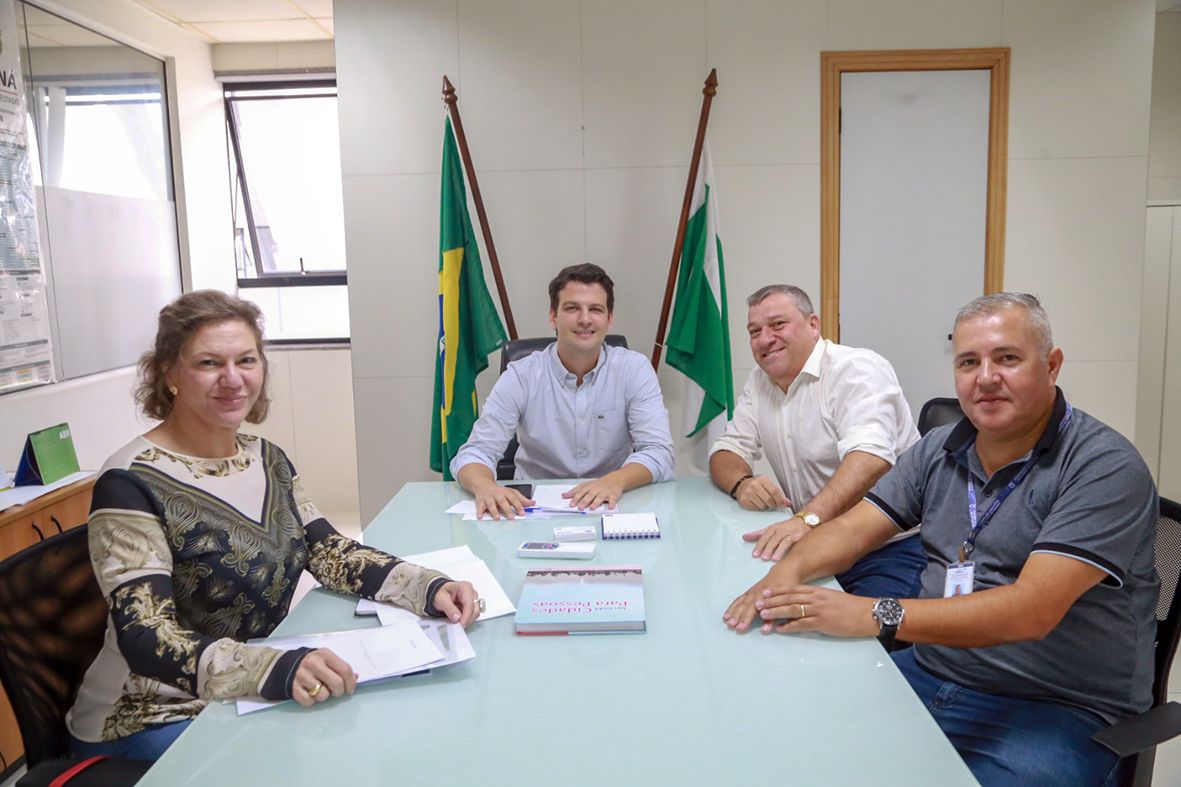 Mostarda esteve na Secretaria das Cidades