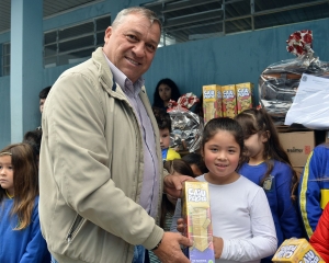 entrega-brinquedos-2.jpg