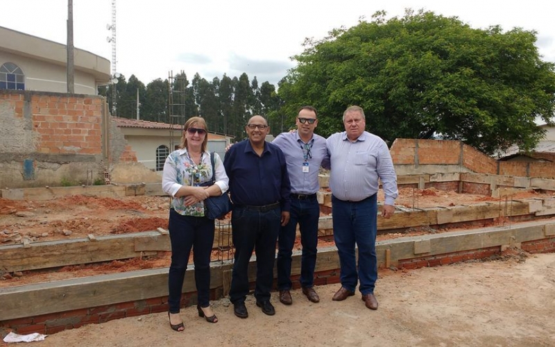 Prefeito e vice realizam reunião com Núcleo Regional de Educação e Diretores Estaduais