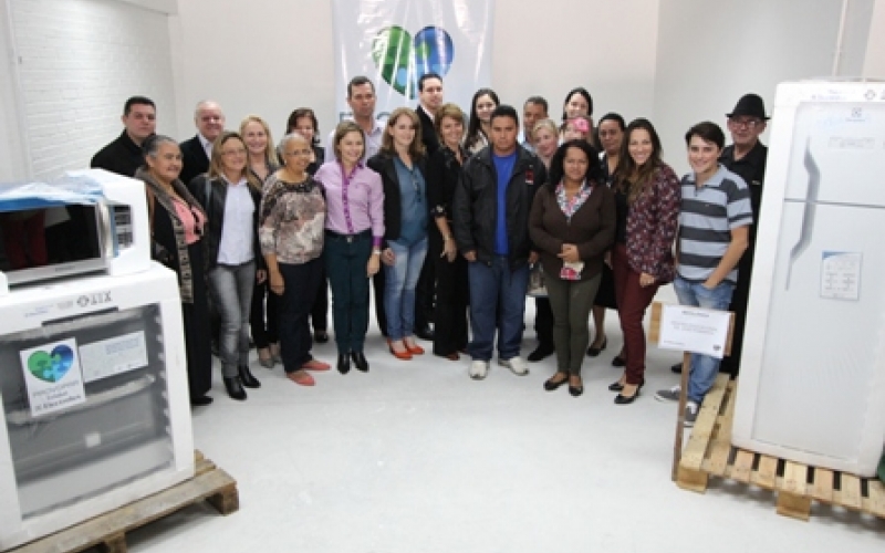Secretaria de Ação Social Recebe Eletrodomésticos do Provopar