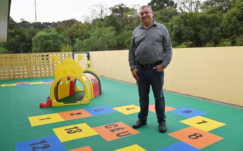 Contenda investe em pisos modulares