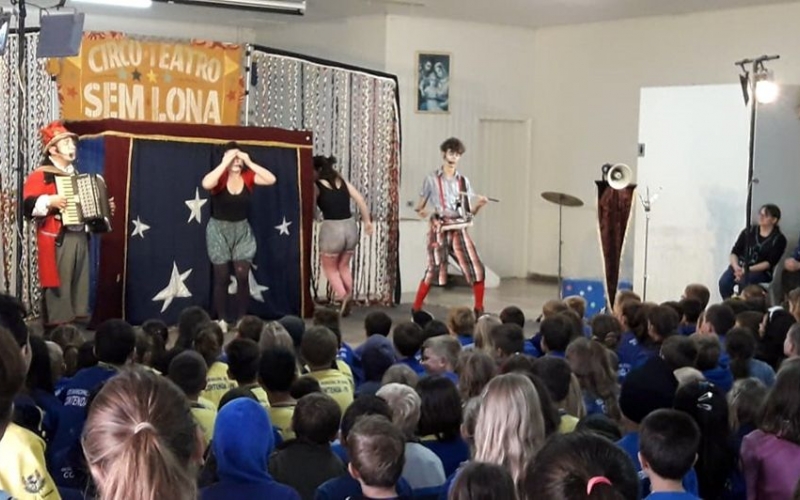 Teatro Sem Lona se apresentou em Contenda