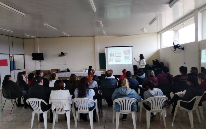 Servidores da Saúde participam de curso