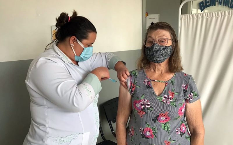 Contenda inicia a primeira etapa de vacinação contra a Influenza