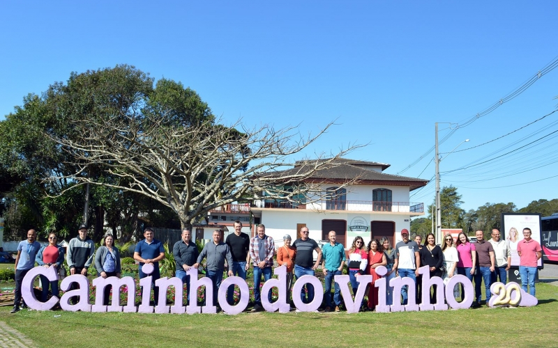 Contenda: comitiva faz visita técnica nas rotas do turismo de São José dos Pinhais