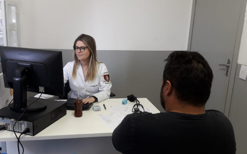 MÉDICA INICIA ATENDIMENTO NA UNIDADE DE SAÚDE DA FAMÍLIA DO CENTRO SOCIAL